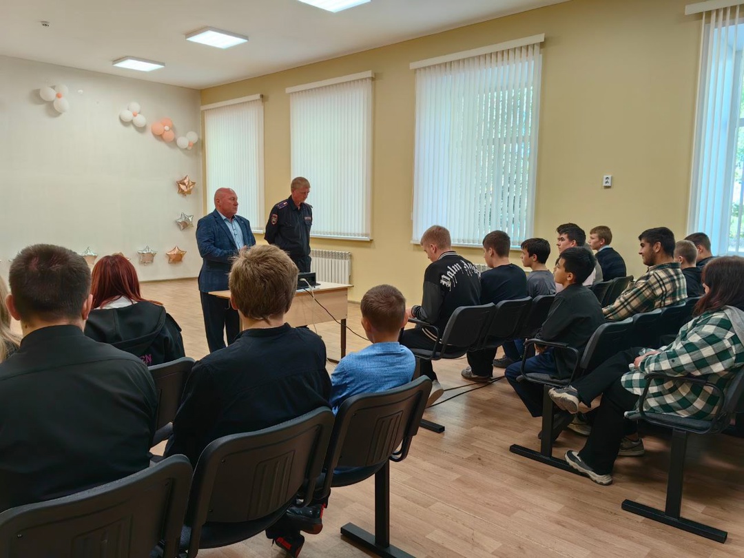 Беседа о Правилах дорожного движения.